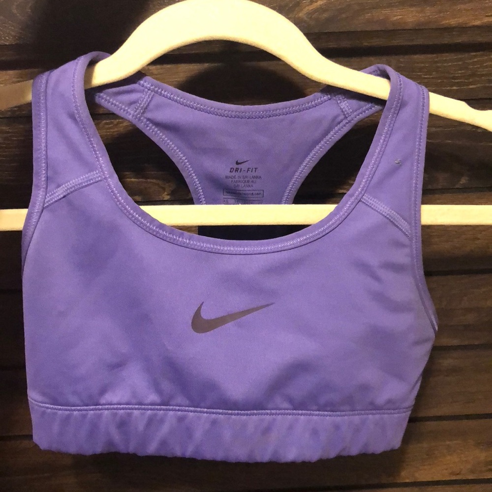 Sports bra